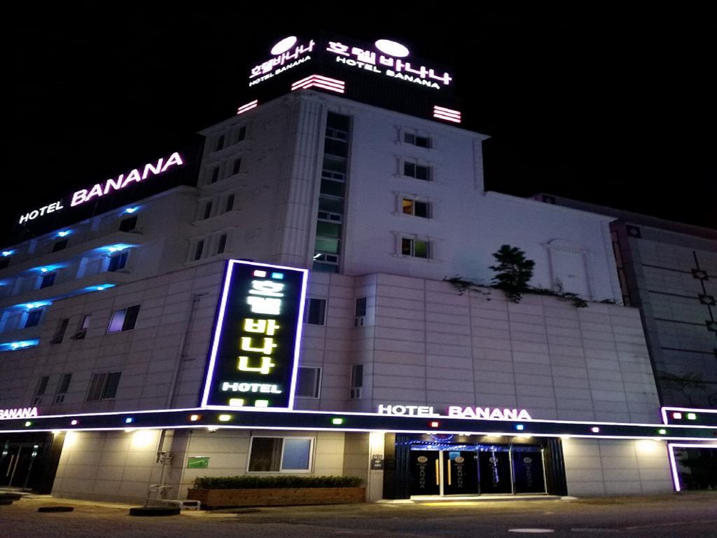 Guangju Hotel Banana Gwangju Metropolitan City Exterior photo