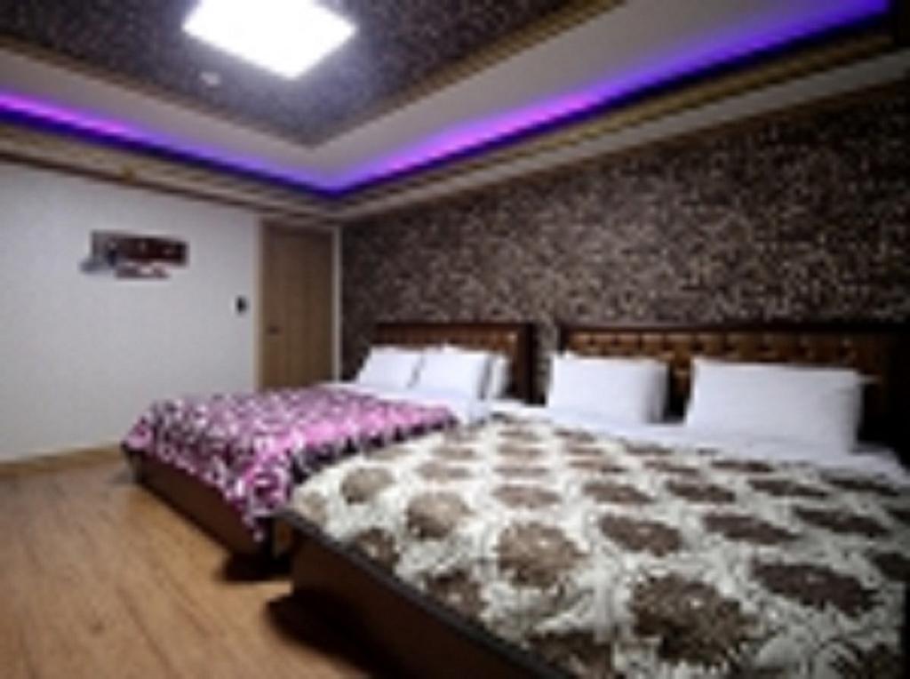 Guangju Hotel Banana Gwangju Metropolitan City Exterior photo
