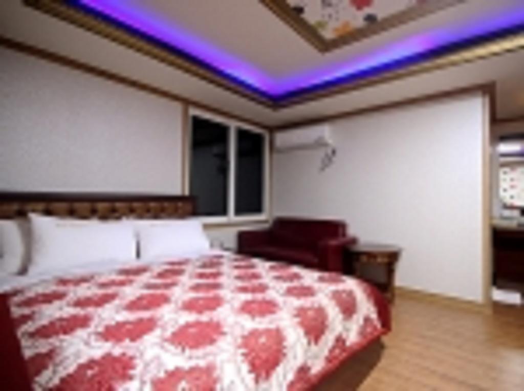 Guangju Hotel Banana Gwangju Metropolitan City Exterior photo