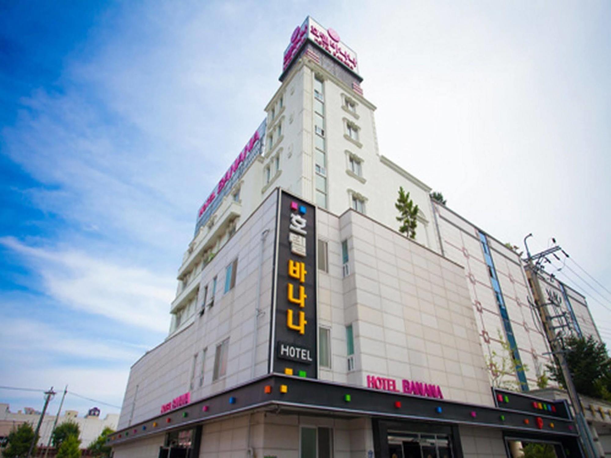 Guangju Hotel Banana Gwangju Metropolitan City Exterior photo